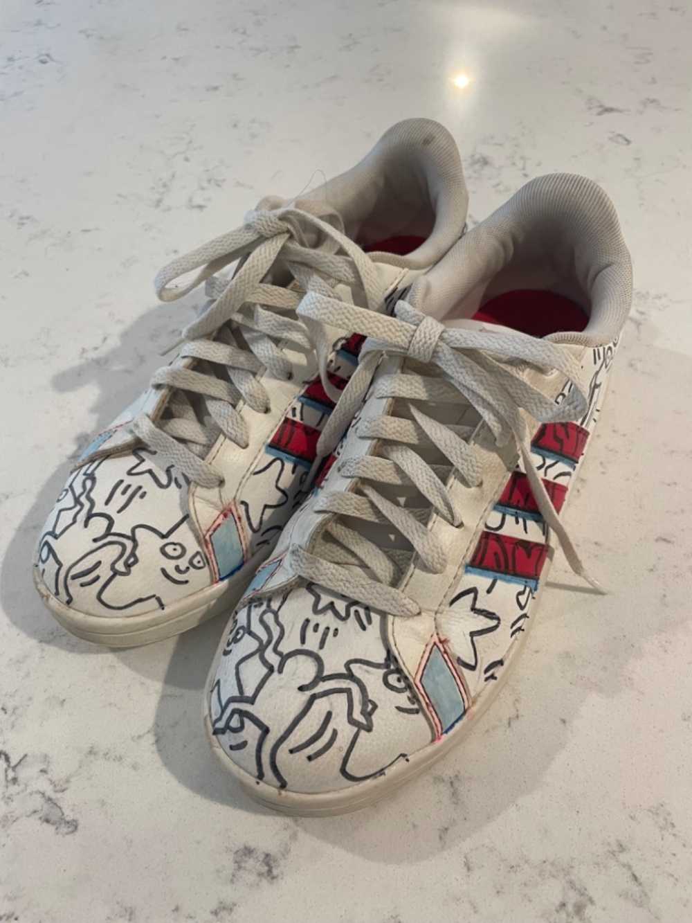 ADIDAS CLOUDFOAM GRAFFITI ART SNEAKERS SIZE 7!